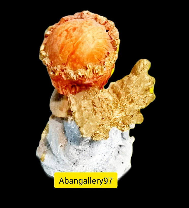 مجسمه فرشته بالدار