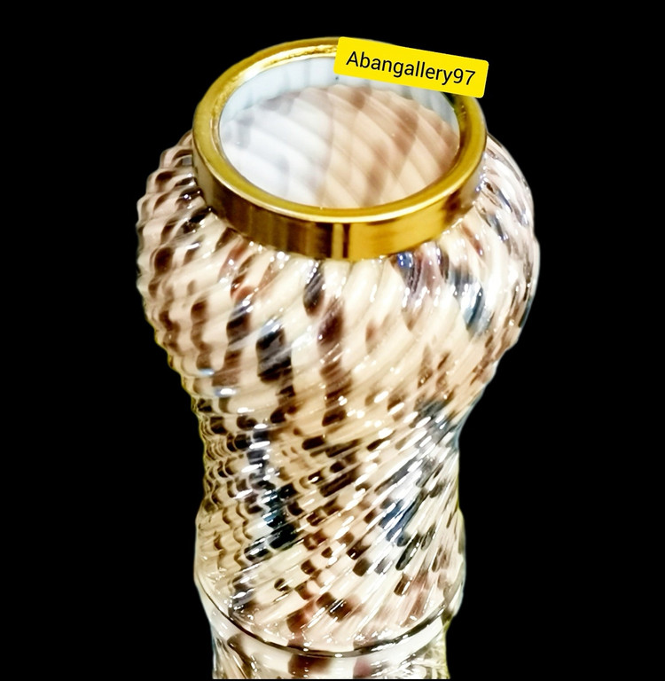 گلدان پیچکی