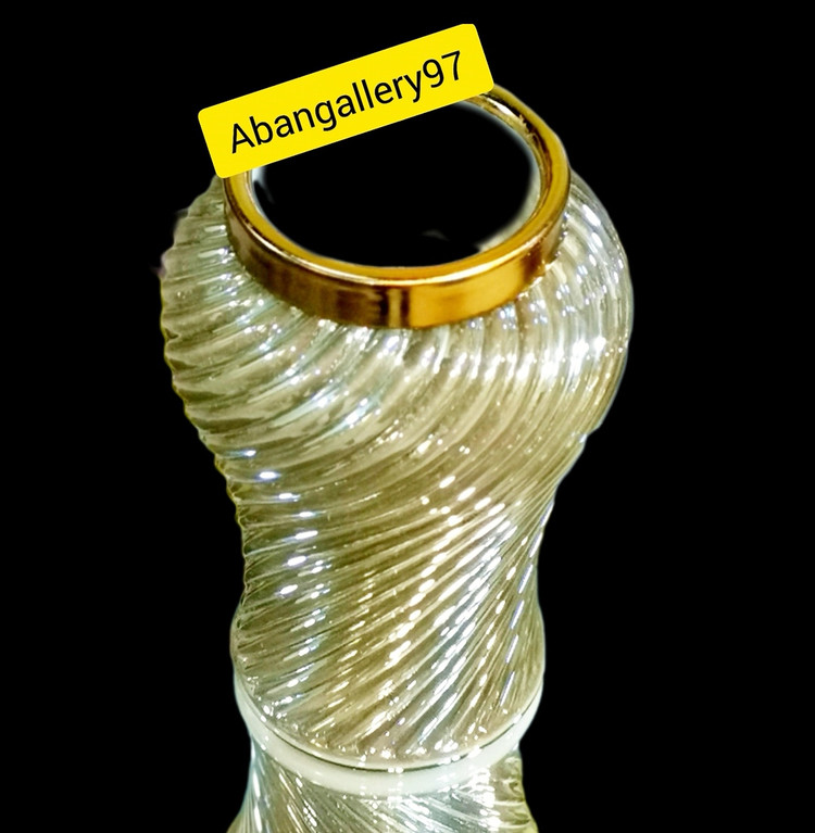 گلدان پیچکی