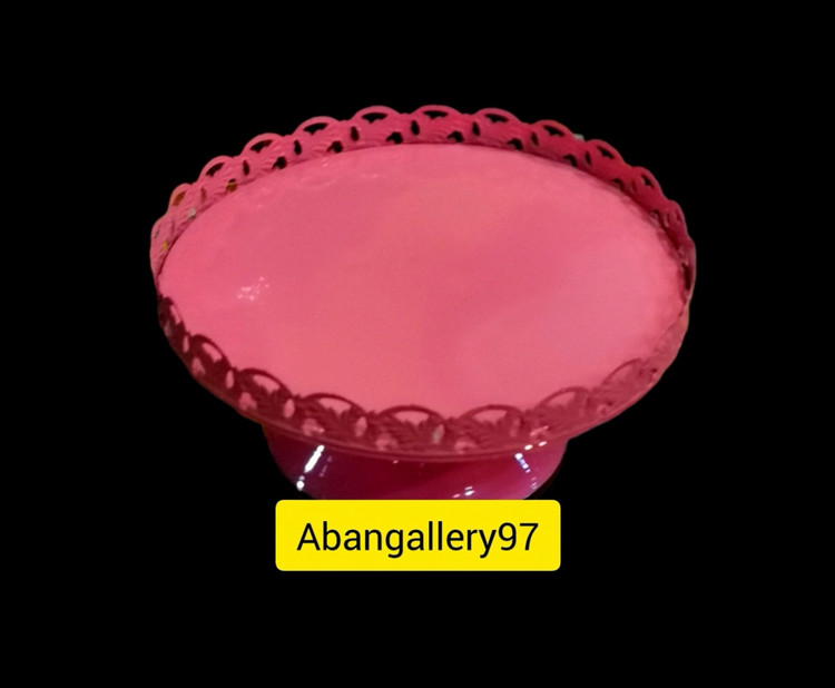 کاپ کیک پایه فلزی