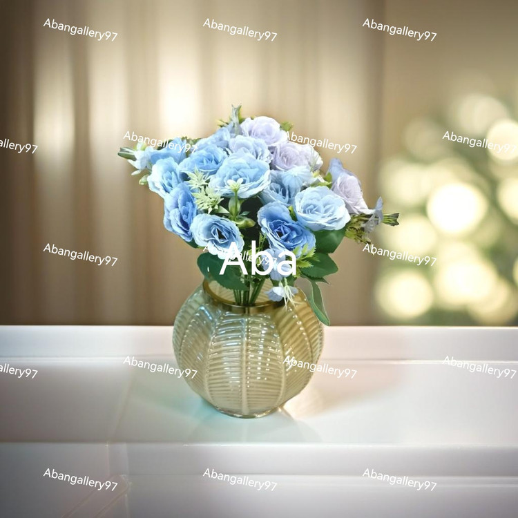گلدان شیشه ای برکه