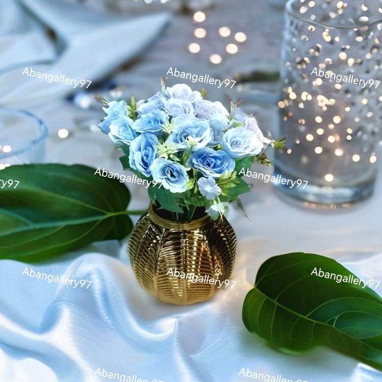 گلدان شیشه ای برکه