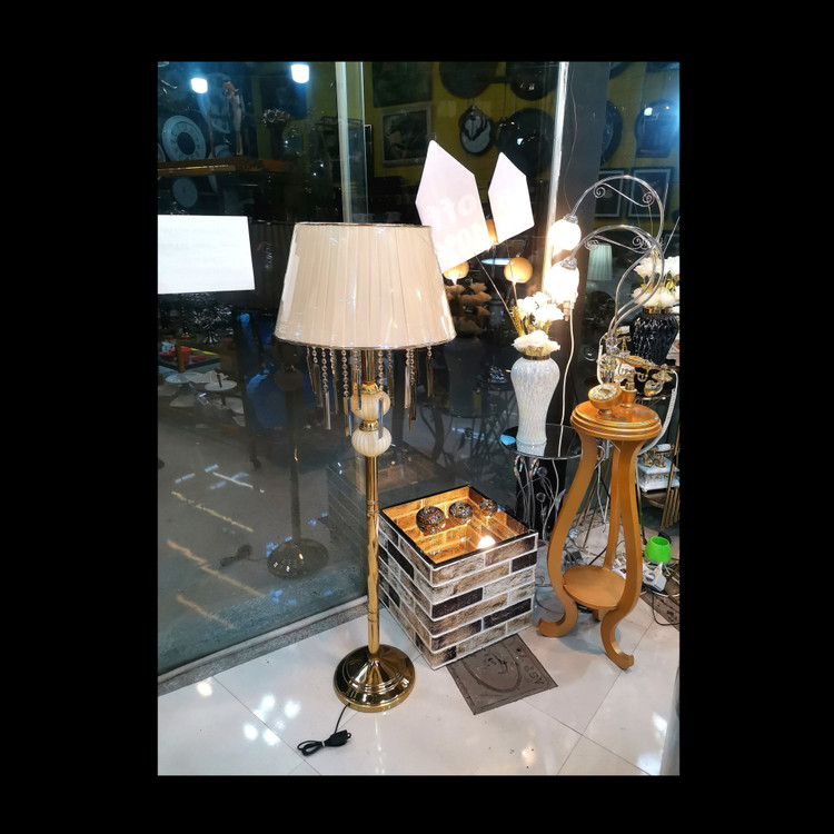 آباژور ایستاده درجه یک