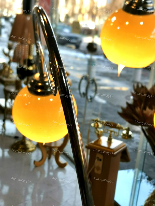 میز و آباژور سه شاخه
