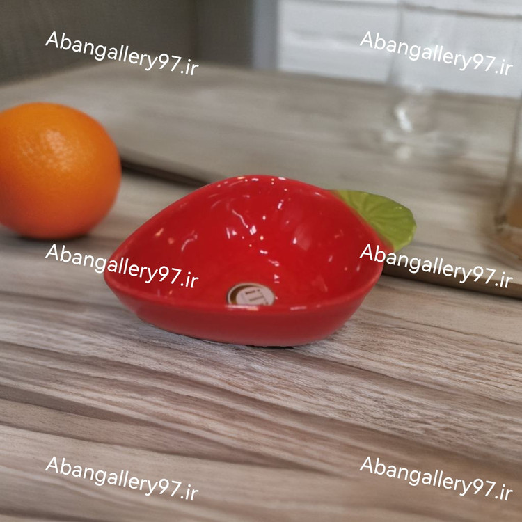 ظرف توت فرنگی